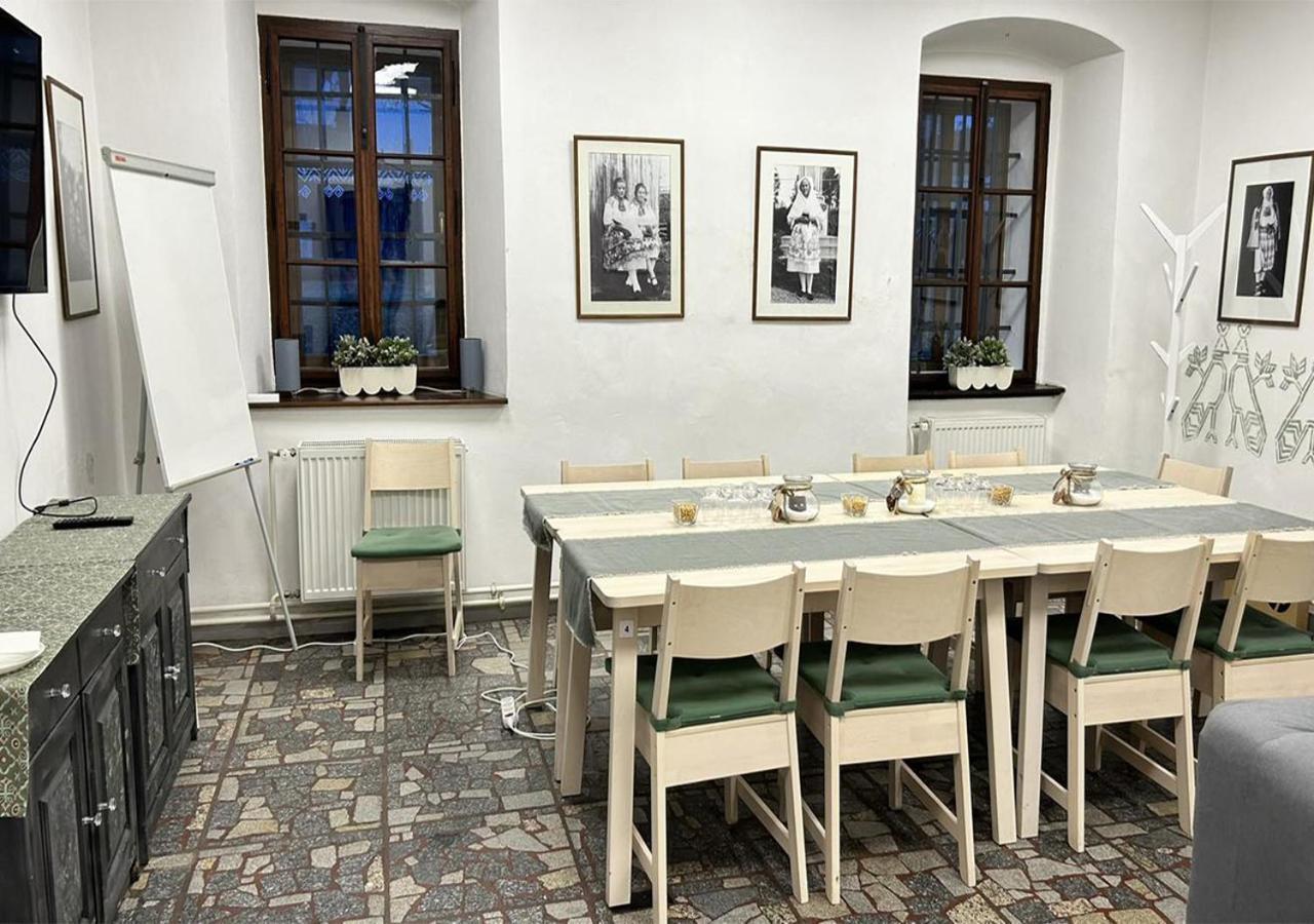 Kastiel Cicmany Hotel Bagian luar foto