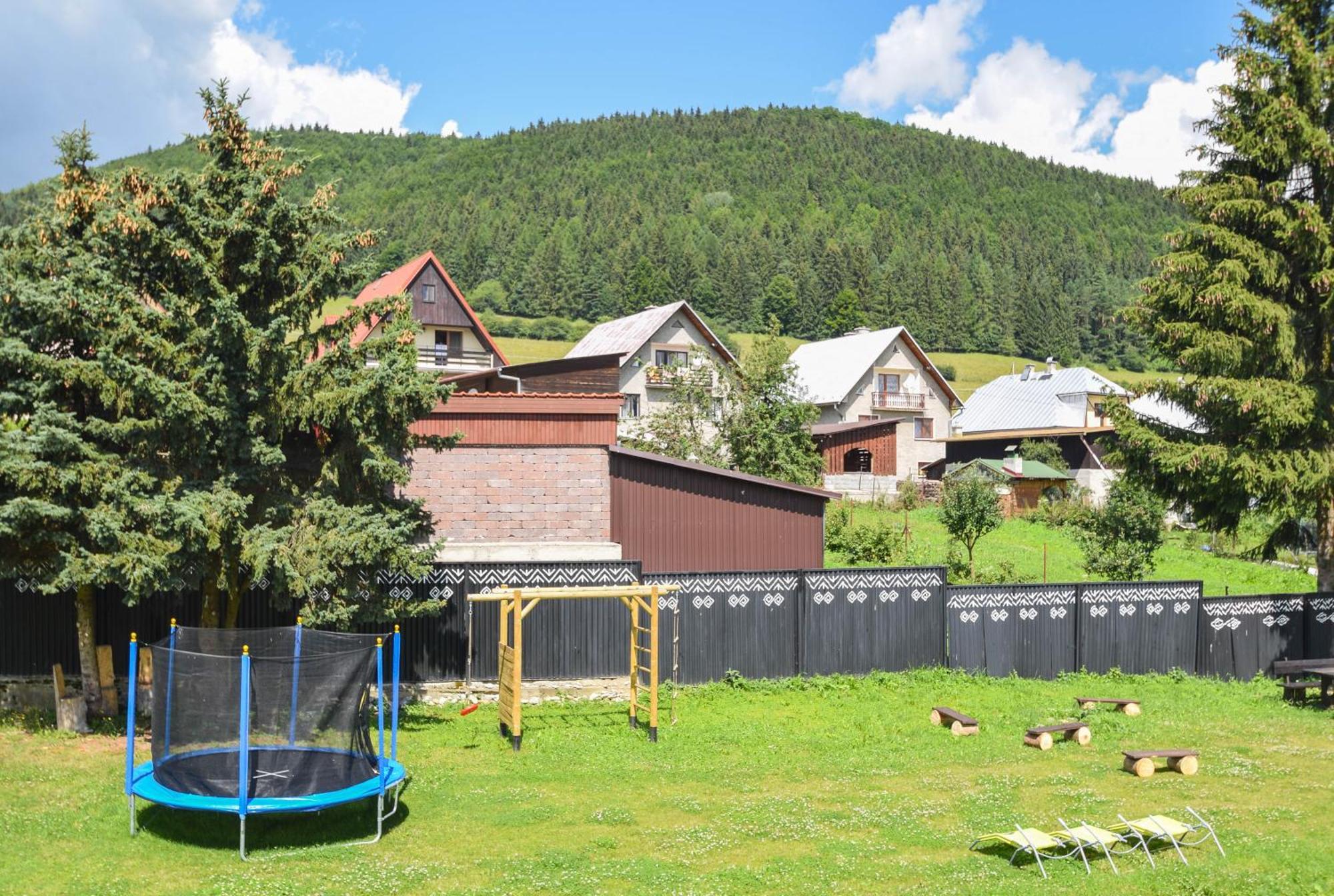 Kastiel Cicmany Hotel Bagian luar foto